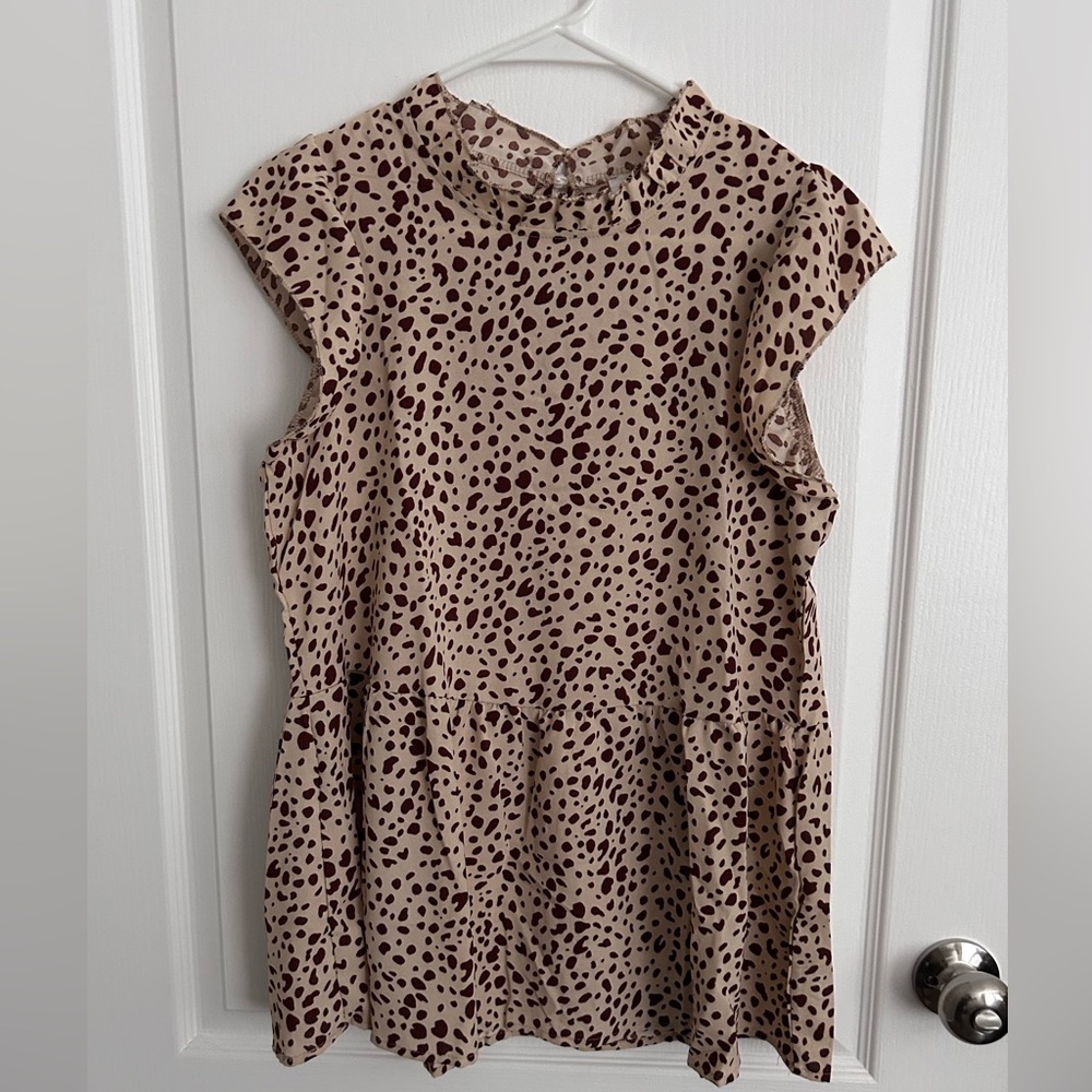 NWT Angashion Women’s Cap Sleeve Ruffle Neck TunicTop
